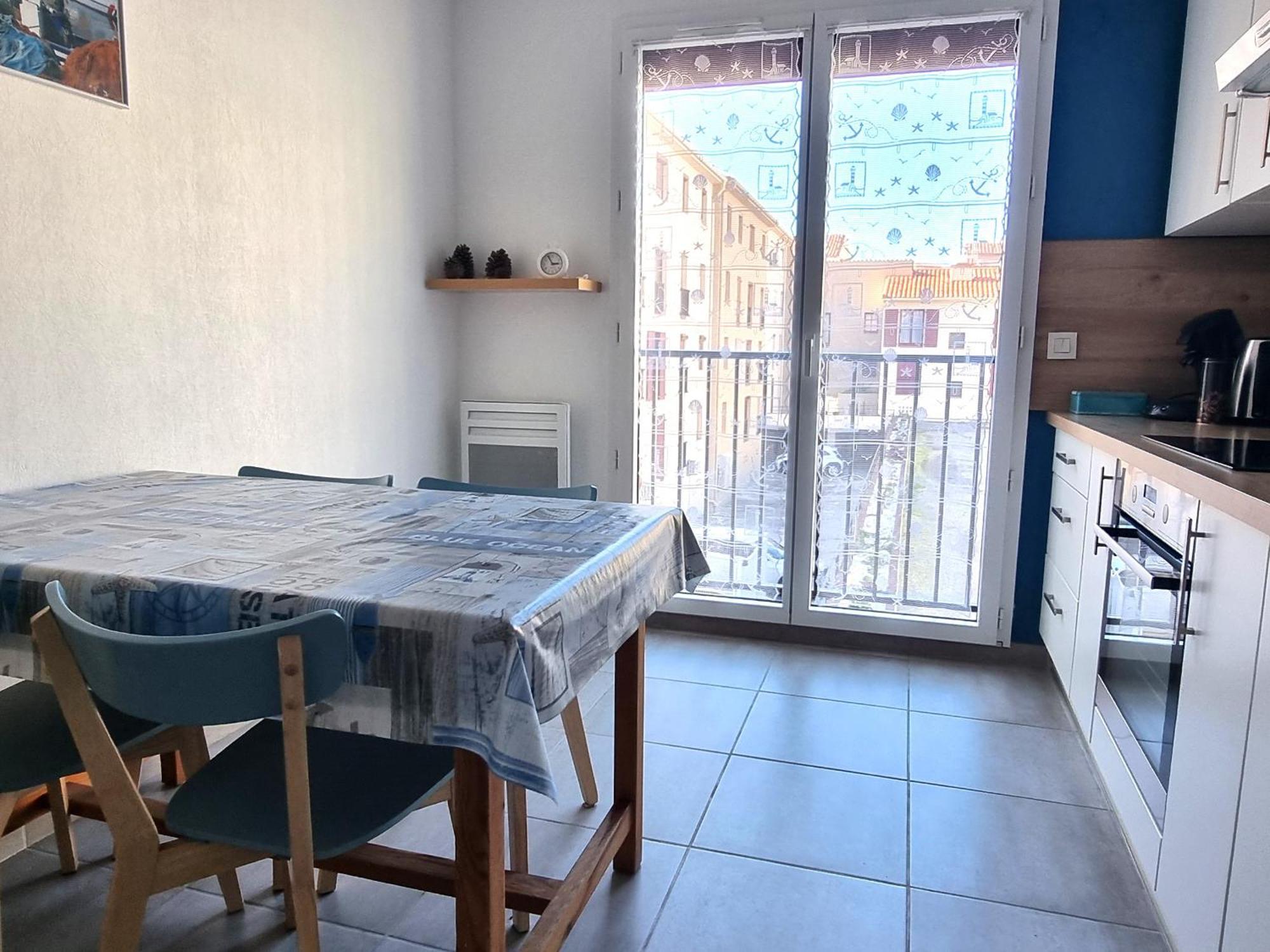 Port-Vendres - Appartement F3 Avec Parking Et Wifi - Fr-1-309-241 Порт Вендрес Екстериор снимка